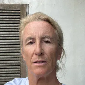 Je recherche une femme de ménage et une aide à domicile