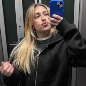 Pet Sitter vers Aix Marseille 