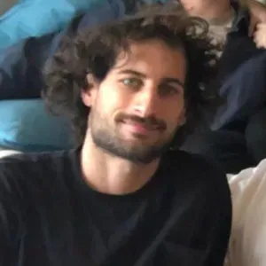 Posso ajudar em explicações e algumas matérias