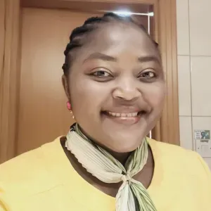 Compassionate and well experienced carer looking for job 