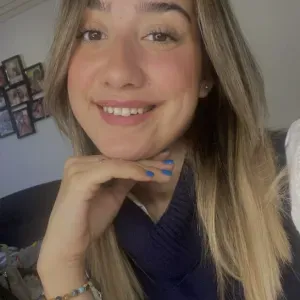  Baby-sitter et étudiante à Monaco et ses alentours 