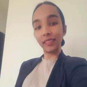 Prof d'anglais avec 5 ans expérience à  Nanterre