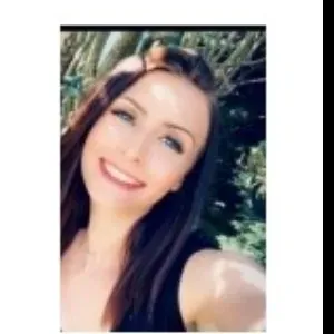 Femme sérieuse propose services de ménage