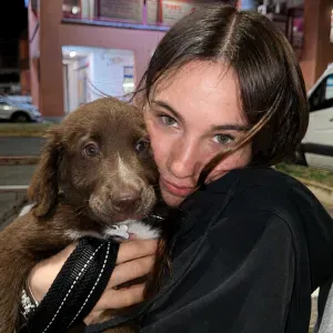 Babysitter dolce, seria e responsabile 