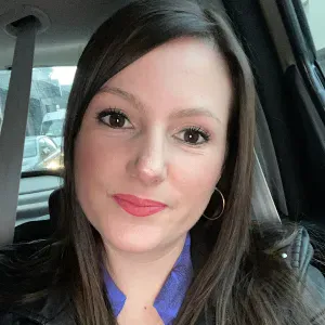 Recherche baby-sitter - garde d'enfants à Saint-Geniès-...
