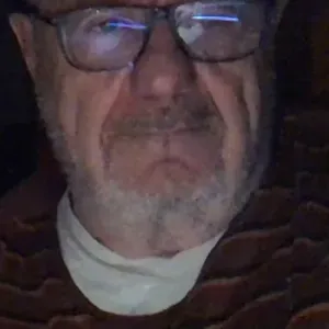 Je recherche une femme de ménage.