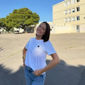 Baby-sitter sérieuse et motivée sur Arles 