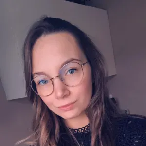 Baby-sitter et puéricultrice  