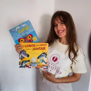 Babysitter + 8 experiência como educadora de infância 