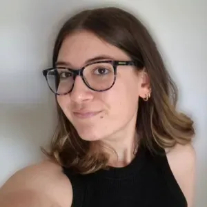 Native English Educator Seeking Full-Time Nanny Role