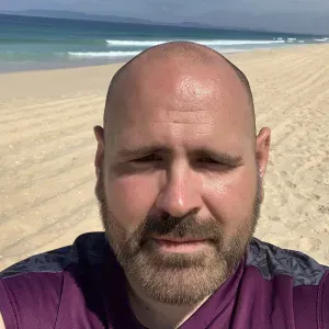 Weekly Cleaner required for T1 Apartment