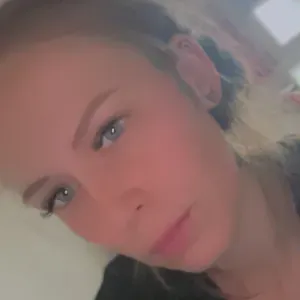 Femme de ménage sérieuse dans le 27