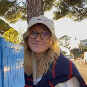 Disponible pour garde d'enfant