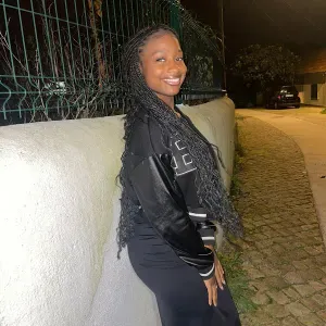 Babysitting com experiência em Lisboa 