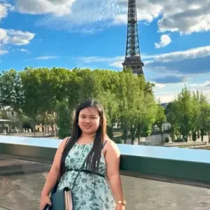 I have experienced taking care of babies and toddlers.