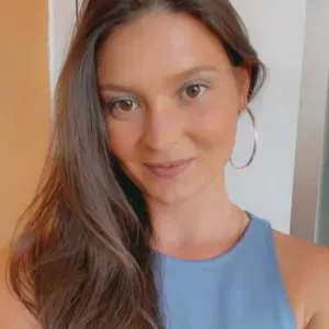 Cuidadora de idosos e empregada doméstica Matosinhos 