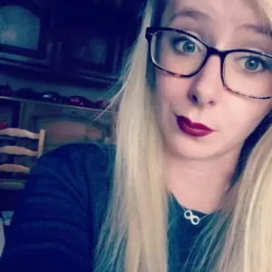 Je recherche une baby sitter pour mes deux enfants