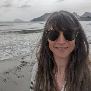 Garde enfants à domicile 9 et 12 ans 