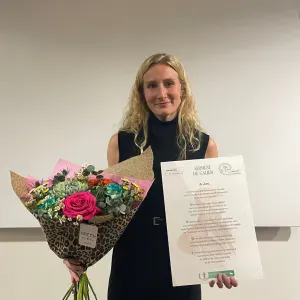 Pharmacienne de 25 ans, étudiante à l'ESSEC Business School