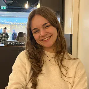 Femme de ménage aux alentours de pont du château 