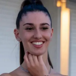 Babysitter giovane nelle Marche!