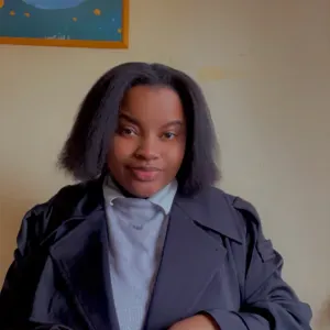 Baby-sitter expérimentée à Cergy