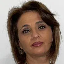 Cerco impiego come addetta alle pulizie