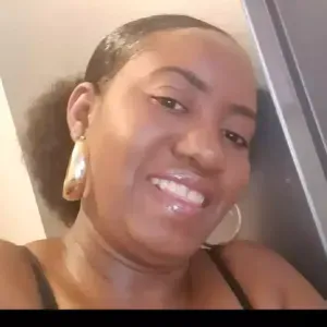 Je suis disponible pour le ménage et accompagnement 