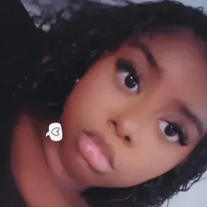 Baby-sitter et Grande sœur à Paris (kremlin Bicetre )