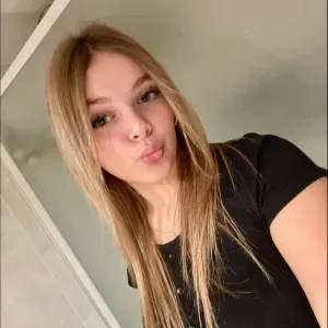 Étudiante en recherche d'un job étudiant 