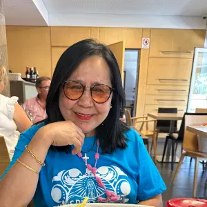 Full time housekeeper / nanny 