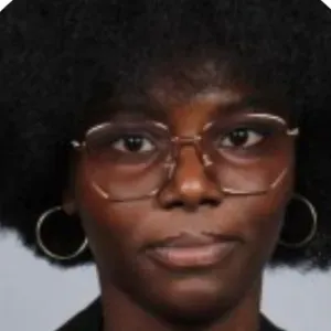 d'aider régulièrement à la maison pour différentes tâches 