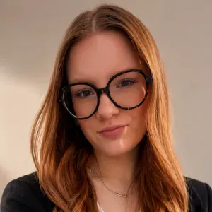 Baby-sitter situer sur les avenières 