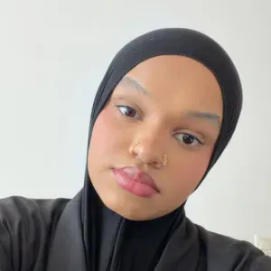 Baby-sitter expérimentée et passionnée ! 