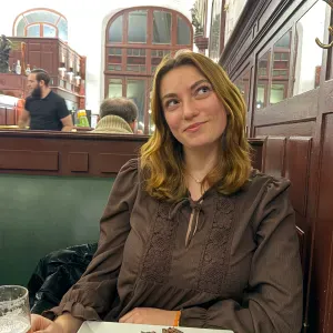 Baby-sitter expérimentée à Moussoulens 