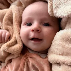 Recherche garde partielle et flexible pour bébé de 3 mois