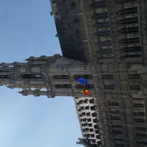 Je recherche 2 personnes pour garde enfants pour un mariage