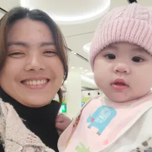 Responsible cleaner in Dubai. 