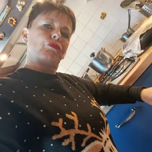 Cerco lavoro a ore tra settimana, zona Firenze Rifredi i