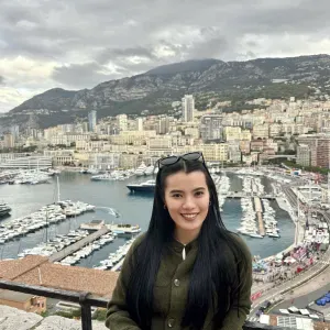 Available fot pet sitting at home