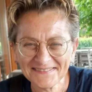 Addetta pulizie interno esterno varese