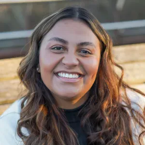 Addetta alle pulizie professionale e precisa 