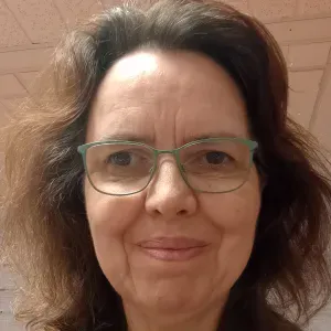 AIDE A DOMICILE PROPRE-ORDONNEE-METICULEUSE