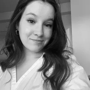 Baby sitter dynamique et motivée à Dijon