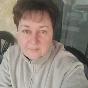 Je cherche un emploi comme auxiliaire de vie