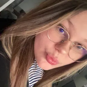 Baby-sitter débutante , en recherche d'emploi 