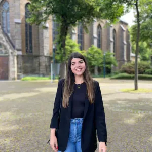 Cuidadora disponivel residente em Faro