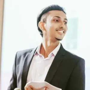 Committed Tutor looking for a job