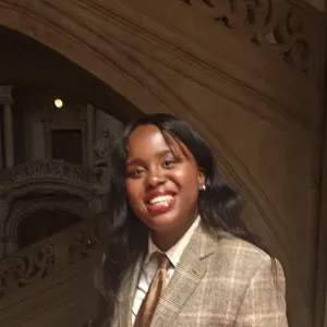 Étudiante en droit bilingue donne des cours particuliers 