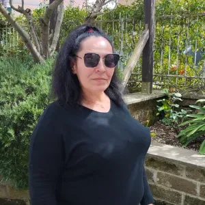 Cerco lavoro di pulizie,colf , collaboratrice domestica 